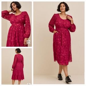 NWT Torrid Midi Clip Dot Chiffon Tiered Dress Burgundy Stars Size 1x 14/16